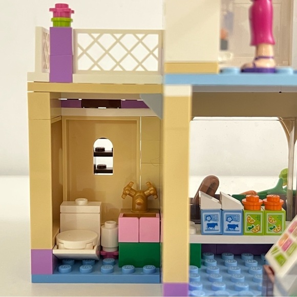Lego Friends 41108 Heartlake Food Market 100% Complete w/ Manuals ** NO BOX** - Picture 5 of 7